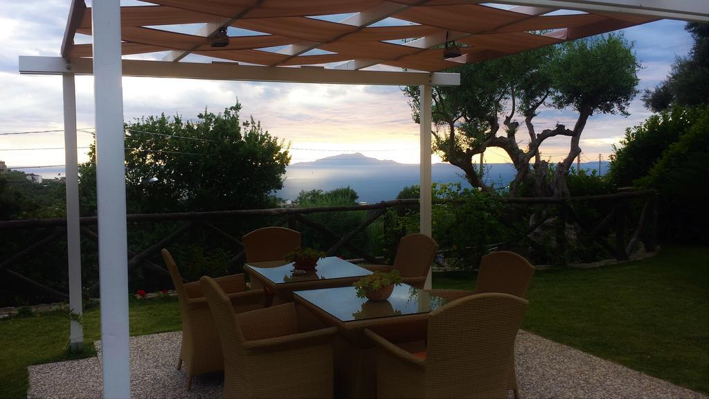 Villa Talea SantʼAgata sui Due Golfi Kültér fotó